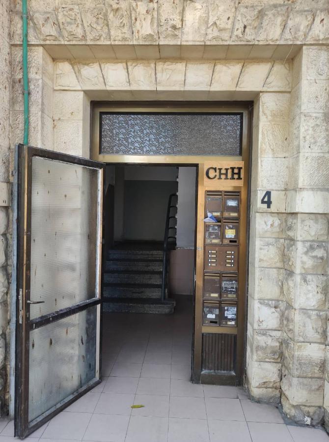City Hall Hostel Haifa Exterior photo